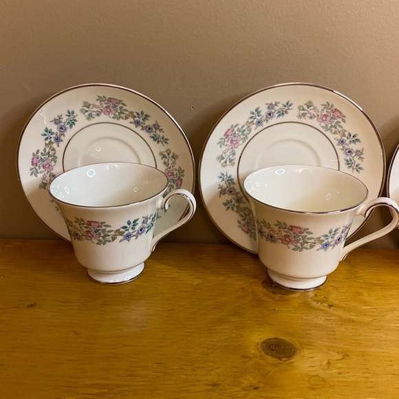 Royal Doulton Minton “Summer Song” Tea Cups and Saucers Set of 4 - Picture 3 of 15